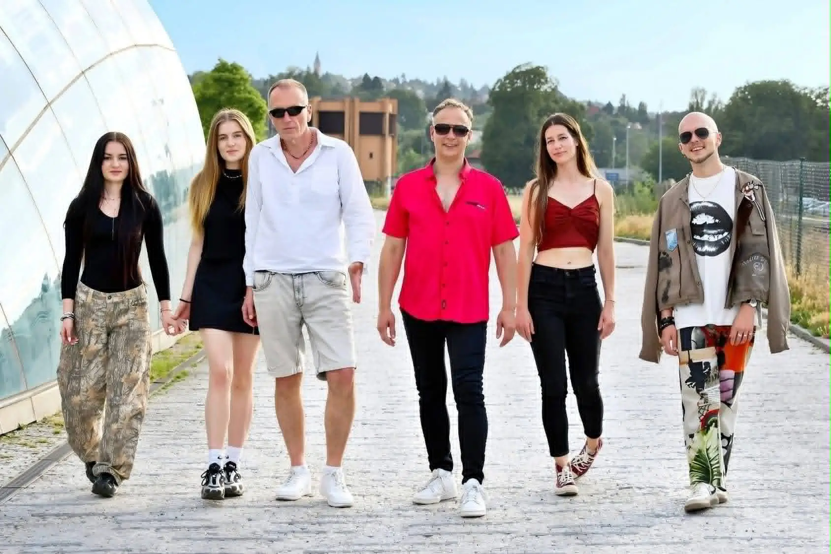 fotka taková normální rodinka band